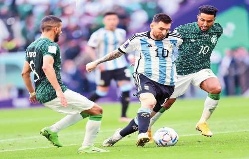 全美热议！23年31号秀加盟贝勒大学开创先例 曾参与唐斯交易